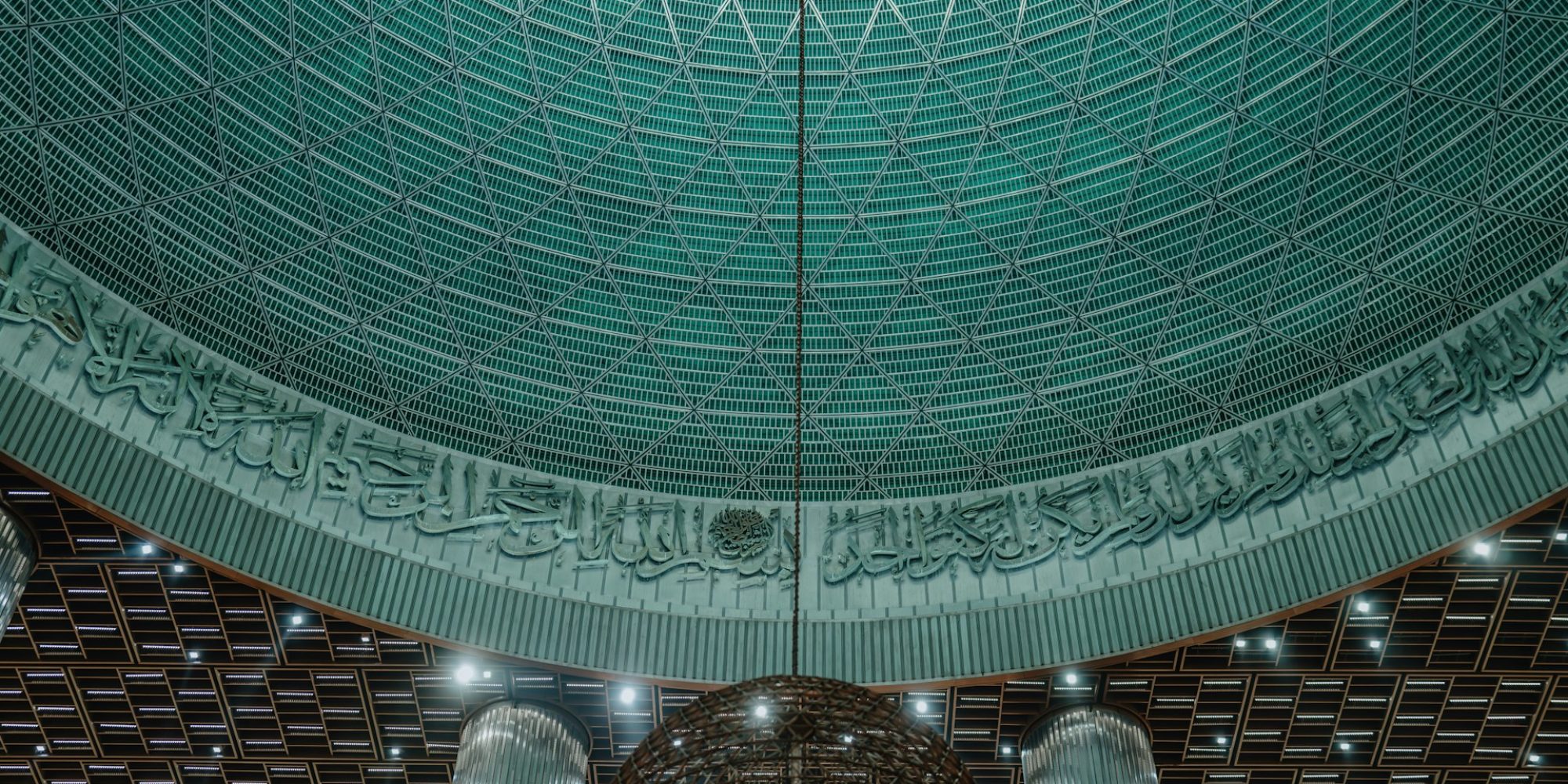 alim-qRn07rXHDYw-unsplash